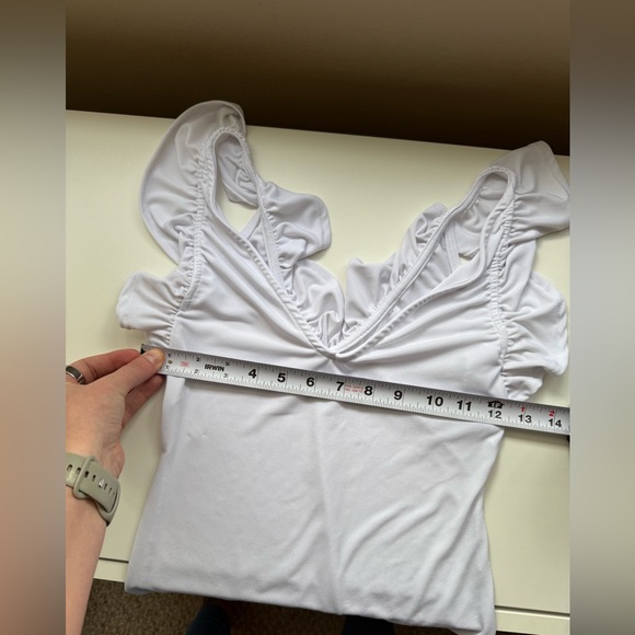 Leith (Nordstrom) Flutter Sleeve Bodysuit Sz S - Picture 5 of 8